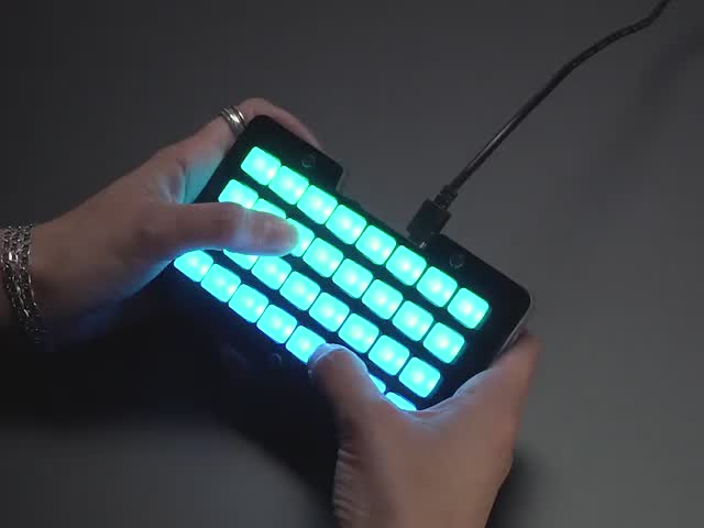 Adafruit NeoTrellis M4 with Enclosure and Buttons Kit Pack