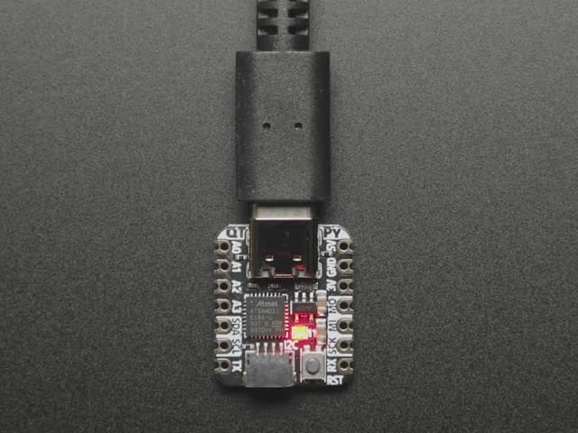 Adafruit QT Py - SAMD21 Dev Board with STEMMA QT
