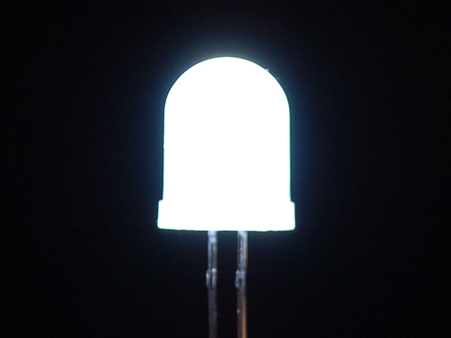 Diffused White 10mm LED (25 pack)