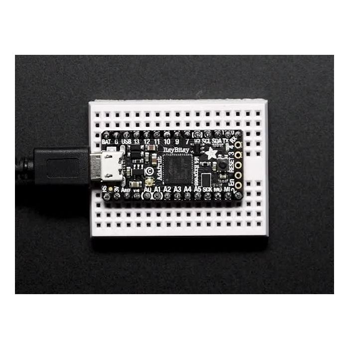 Adafruit ItsyBitsy M4 Express featuring ATSAMD51
