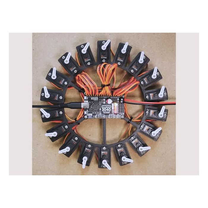 Pimoroni Servo 2040 - RP2040 18 Channel Servo Controller