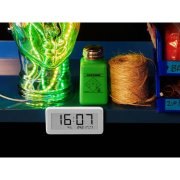 Bluetooth® eInk Display Clock with Temperature Humidity Sensor