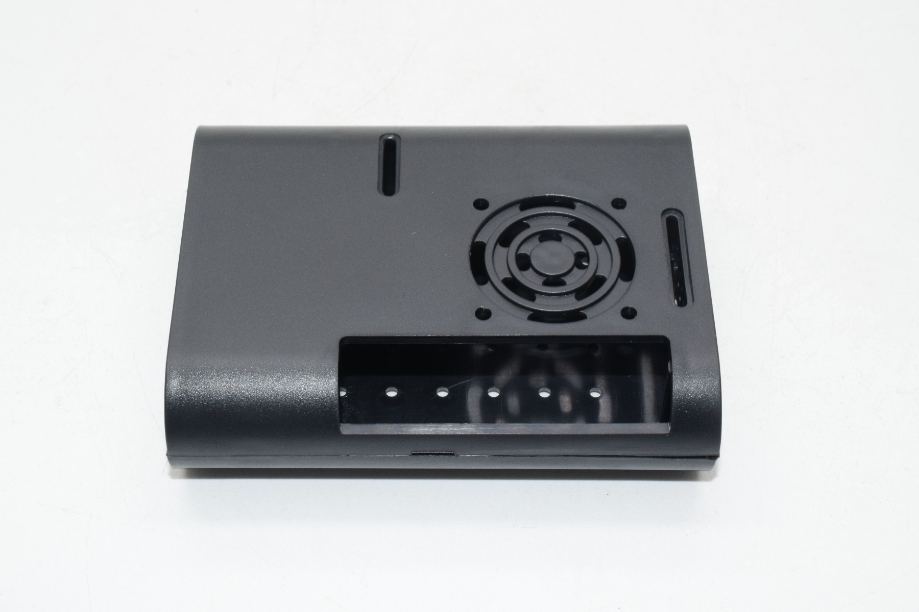 Raspberry PI 5B Ovale Behuizing - Zwart (     ✅ Op voorraad )